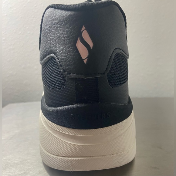 Skechers Shoes - SKECHERS UNO FLEX SPRING ON AIR WOMEN